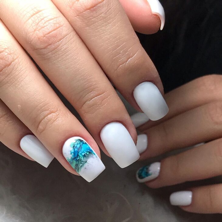 Unhas brancas decoradas 88