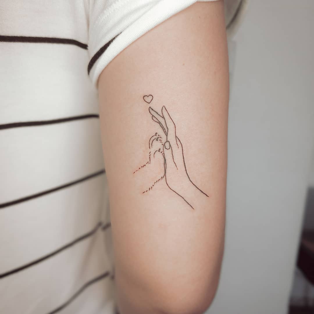 Tatuagem minimalista: 100 ideias para marcar a pele com estilo