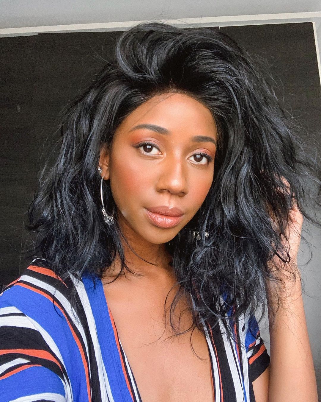 Long bob liso: 30 fotos que provam toda a beleza desse corte