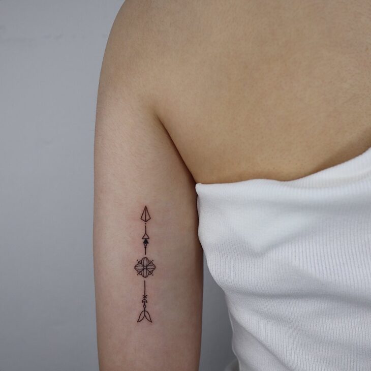 tatuagem de flecha 32