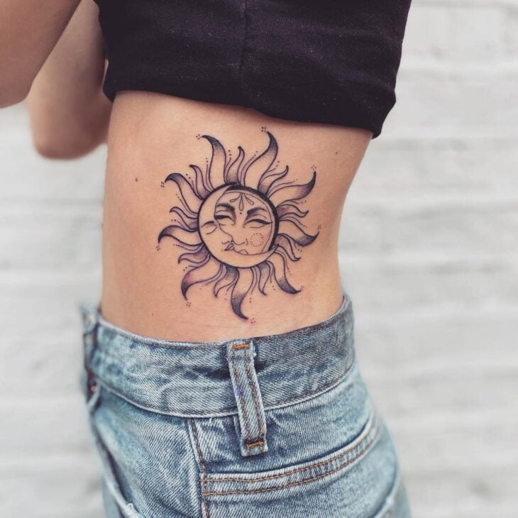 tatuagem de sol e lua 80