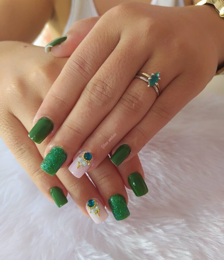 unhas decoradas verde 122