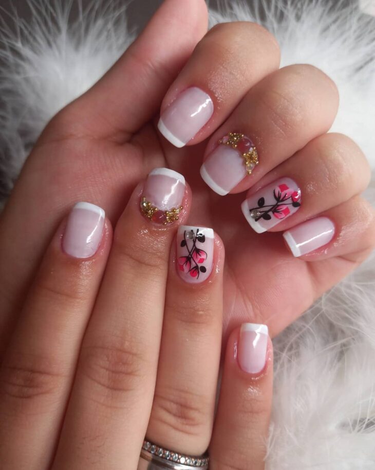 unhas francesinhas decoradas 215