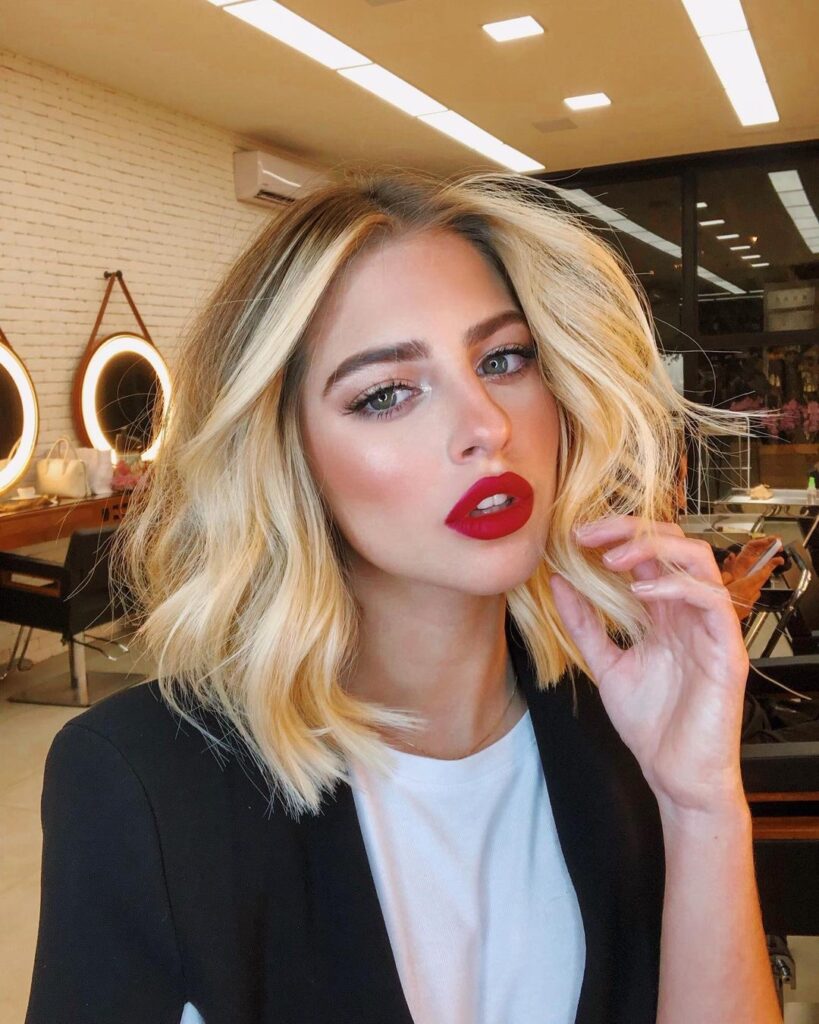 Long bob loiro: 60 ideias para apostar em um visual incrível