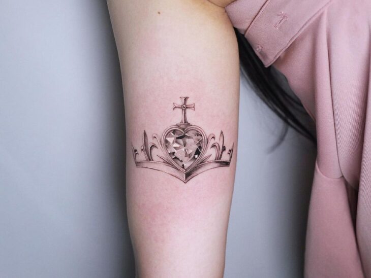 tatuagem de coroa 135