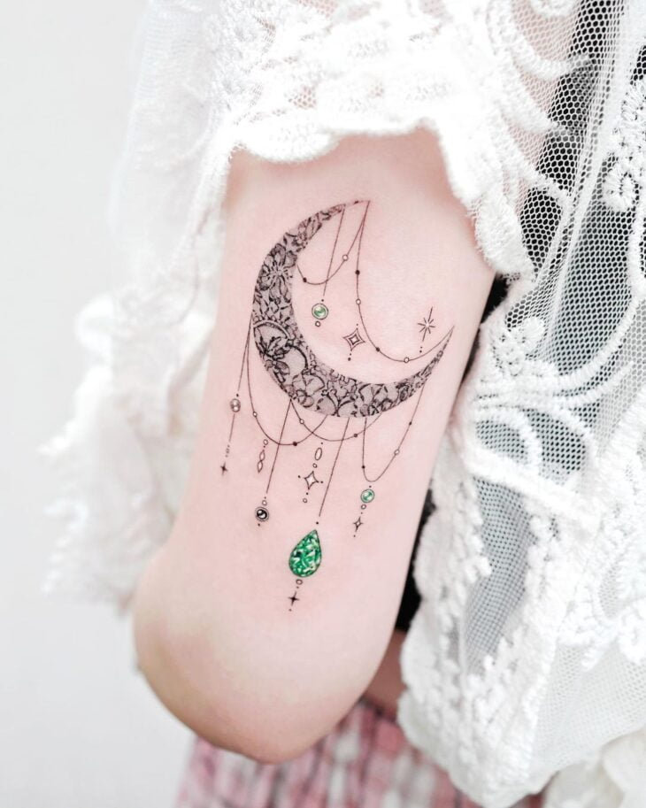 tatuagem de lua 111