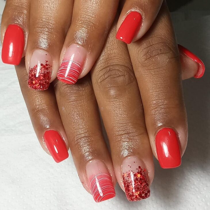 unhas vermelhas com glitter 73