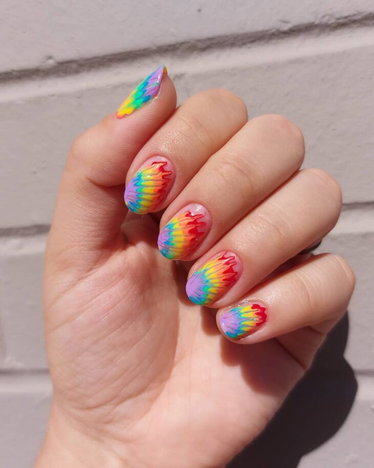 unhas tie dye 49