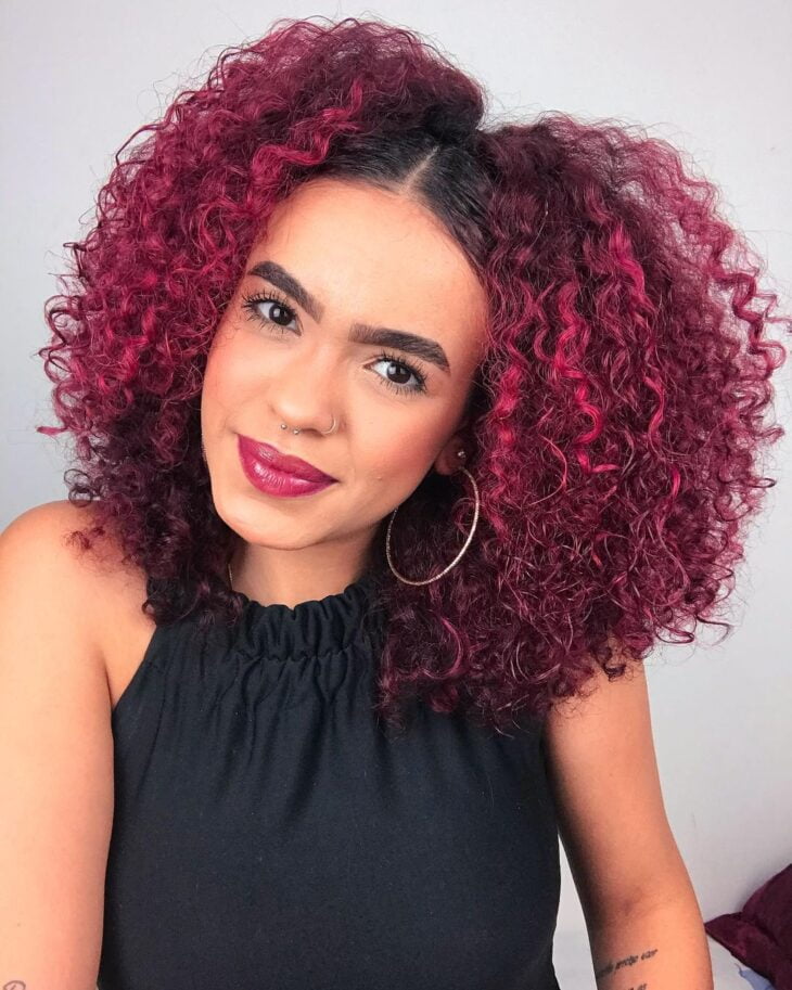 cabelo vermelho escuro 70