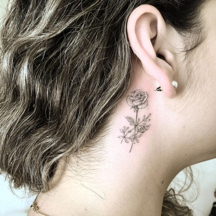 tatuagem atrás da orelha 59