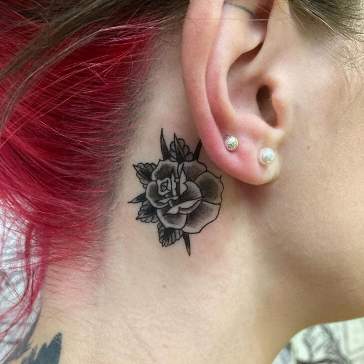 tatuagem atrás da orelha 72