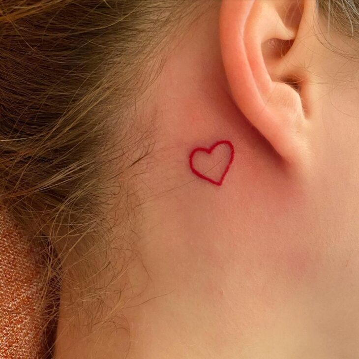 tatuagem atrás da orelha 162