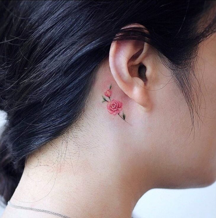 tatuagem atrás da orelha 163