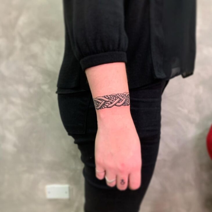 tatuagem bracelete 101