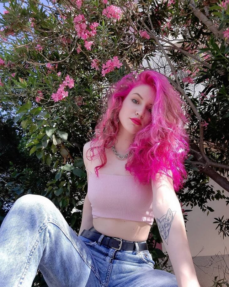 cabelo cacheado rosa 84
