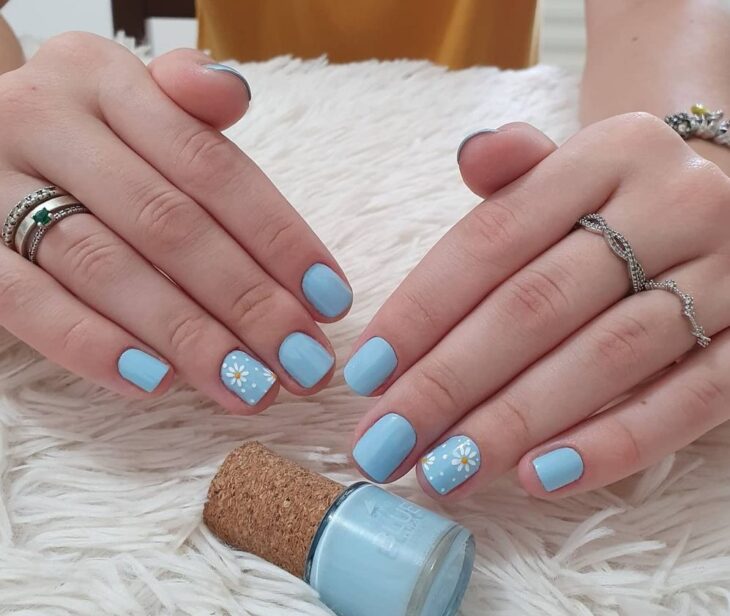 esmalte azul-claro 104