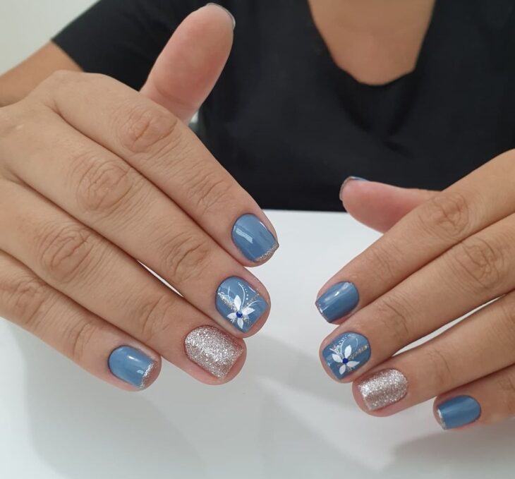 esmalte azul-claro 109