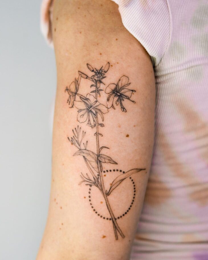 tatuagem de flor 40