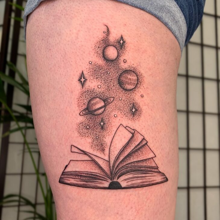 tatuagem de livros 138