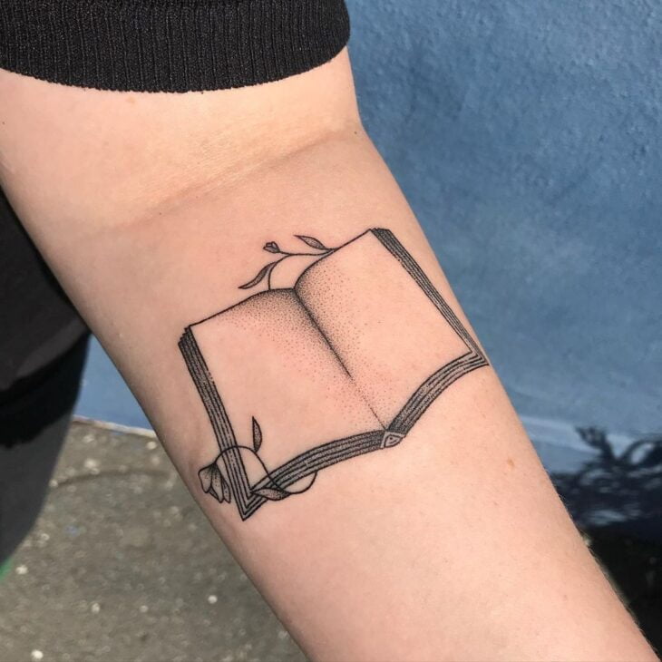 tatuagem de livros 145