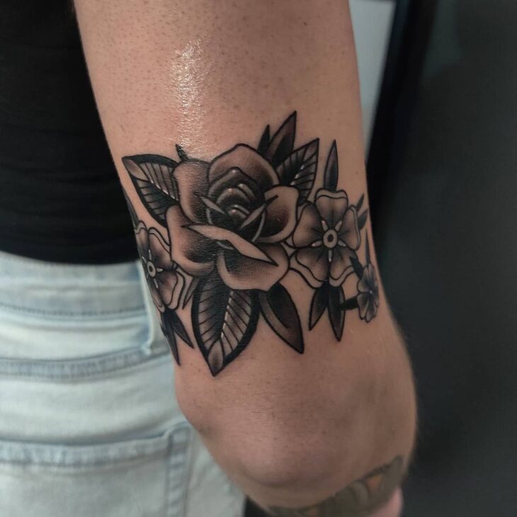 tatuagem de rosa 243