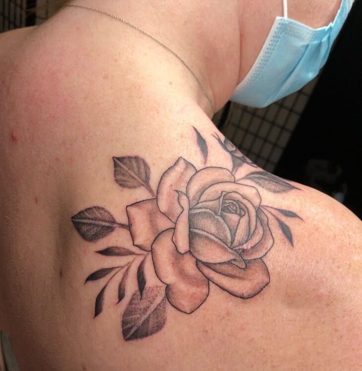 tatuagem de rosa 119