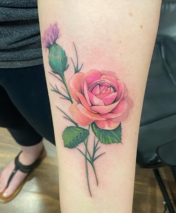 tatuagem de rosa 68