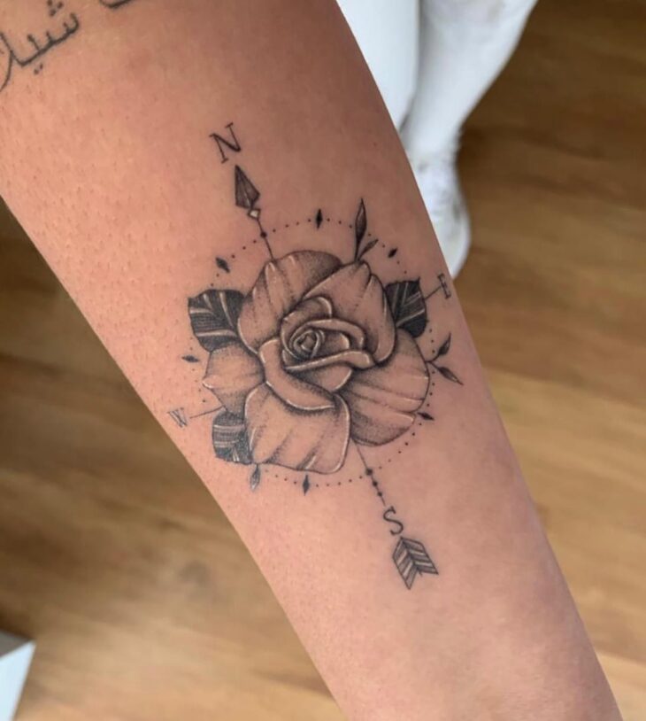 tatuagem de rosa 213