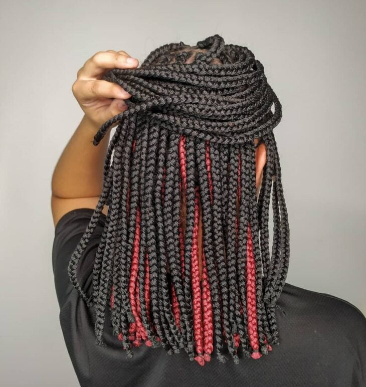 box braids vermelho 60