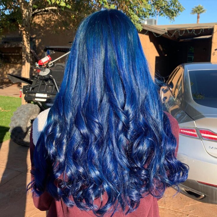 cabelo azul-escuro 42
