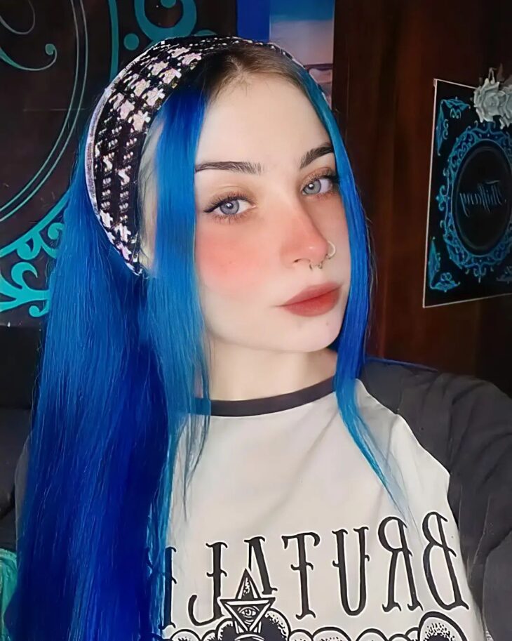 cabelo azul-escuro 102