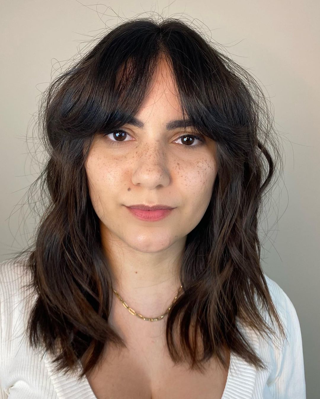 Cabelo médio com franja: 50 fotos com esse estilo atemporal