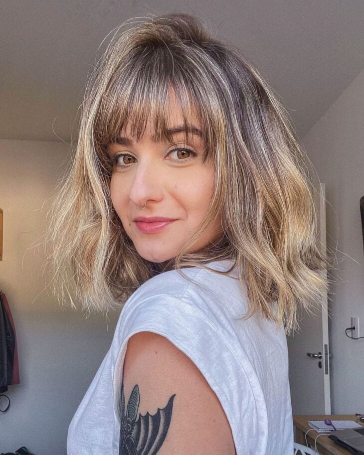 cabelo médio com franja 55