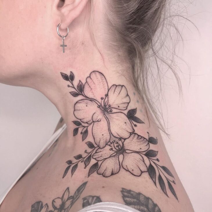 tatuagem no pescoço 86