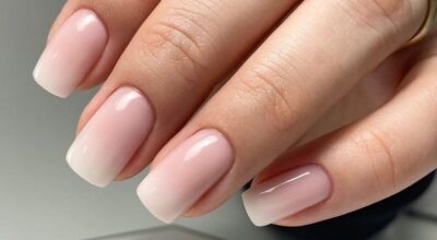 50 fotos de unhas baby boomer para se jogar nessa tendência