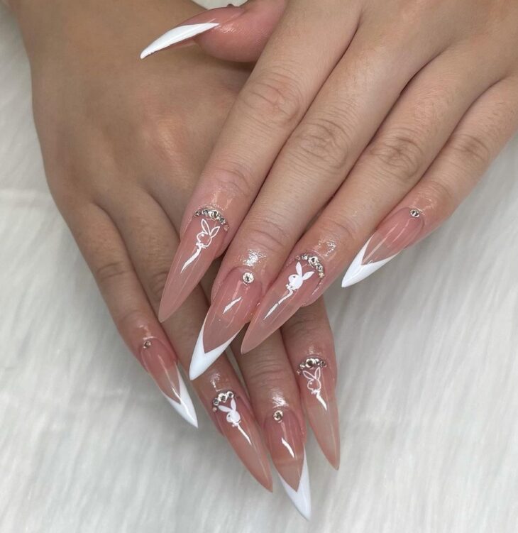 unhas stiletto decoradas 151