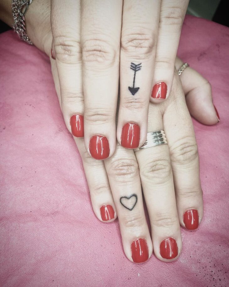 tatuagem na mão 26