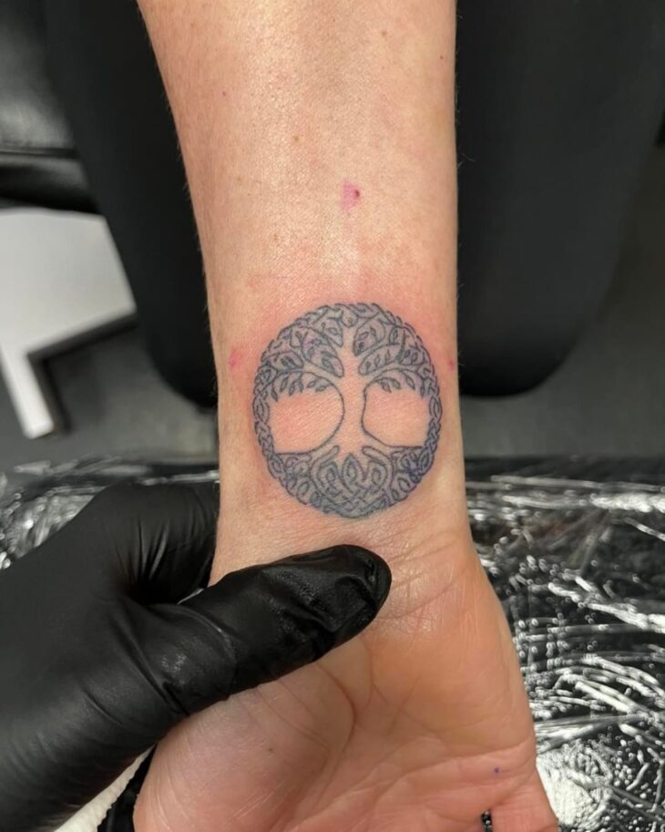 tatuagem de árvore 14