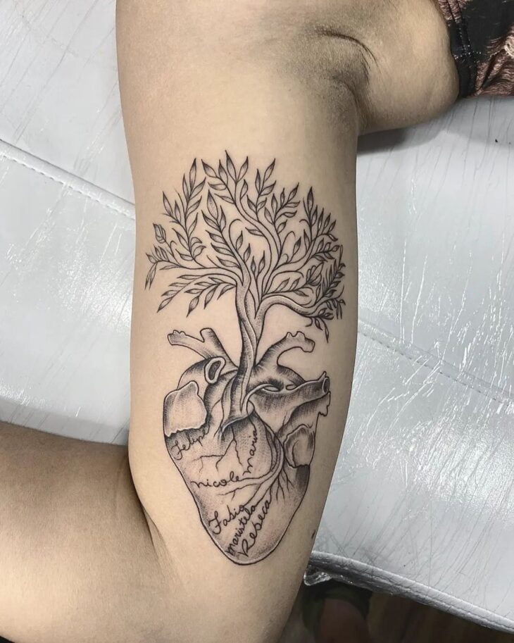 tatuagem de árvore 43