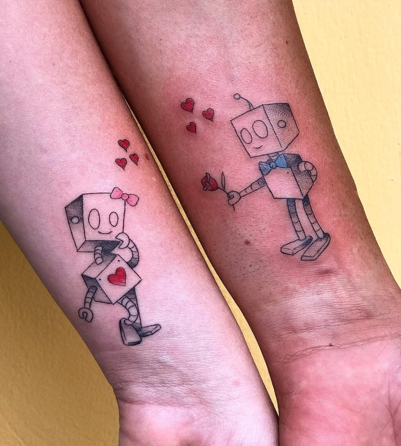 100 ideias de tatuagem de casal para eternizar seu amor