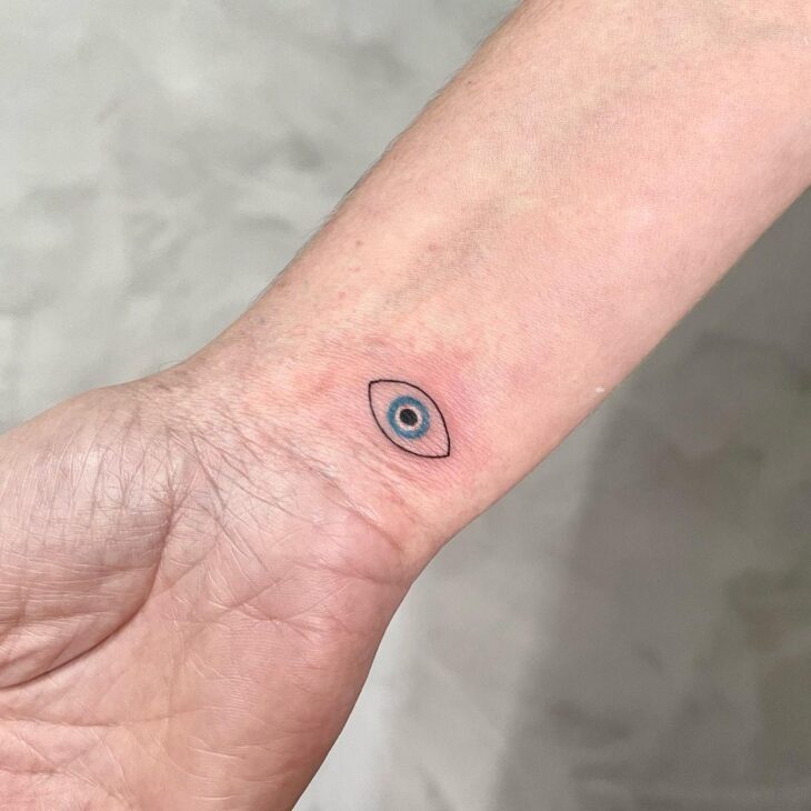 tatuagem de olho grego 88