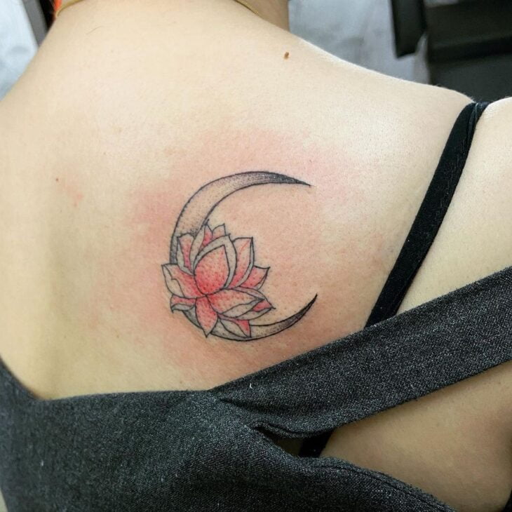 tatuagem de flor de lótus 90