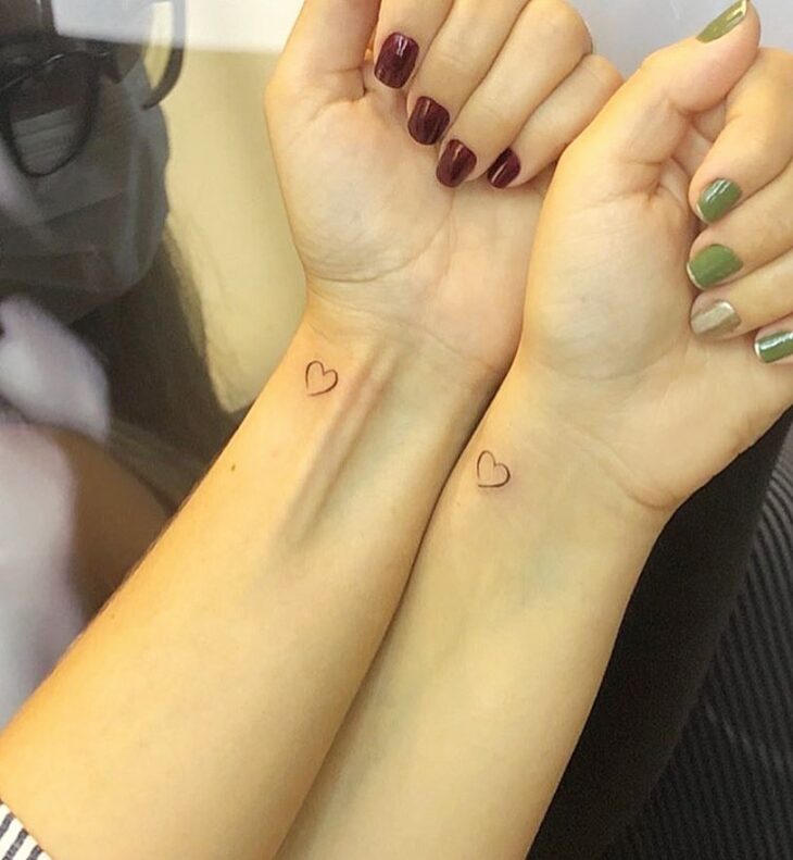 tatuagem de irmãs