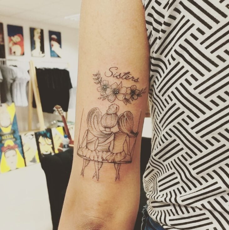 tatuagem de irmãs