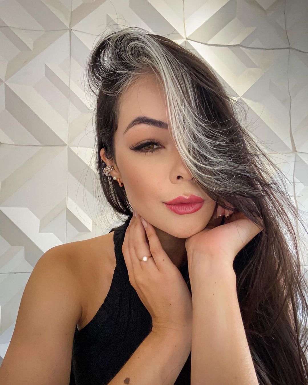 Mecha branca no cabelo: o que é, tutoriais e 40 inspirações