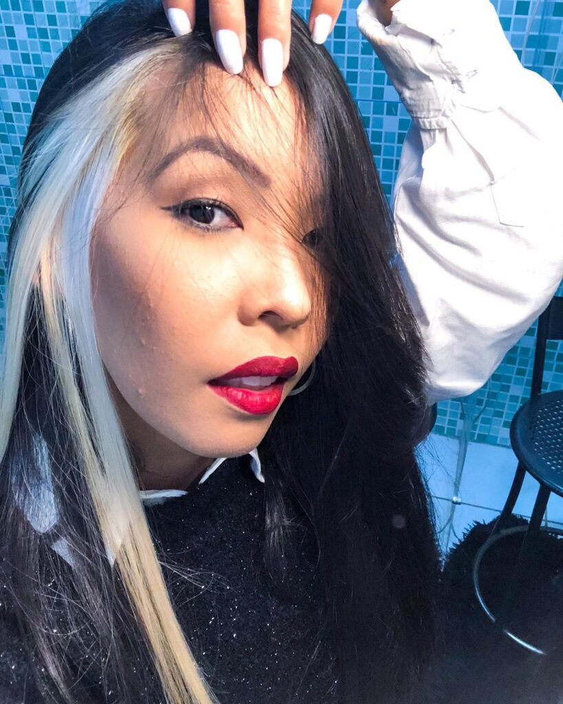Mecha branca no cabelo: o que é, tutoriais e 40 inspirações