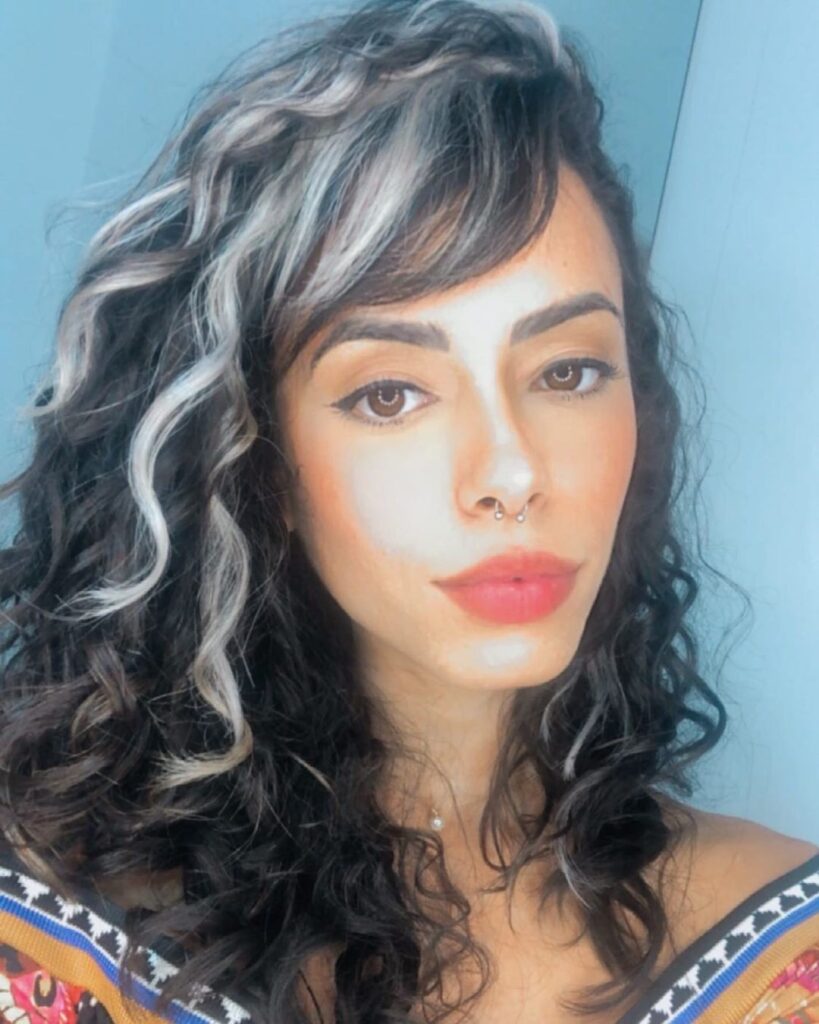 Mecha branca no cabelo: o que é, tutoriais e 40 inspirações