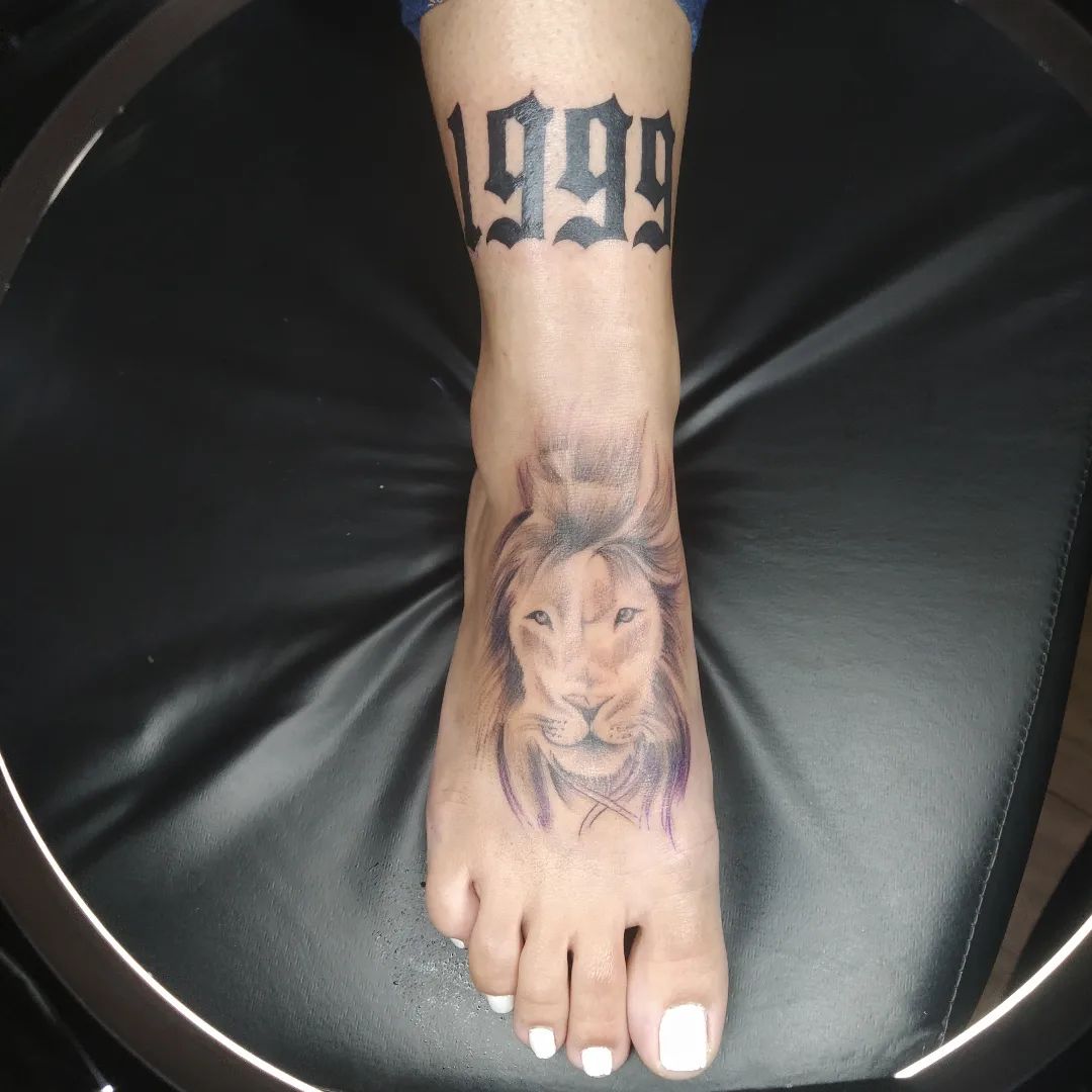 tatuagem no pé 71