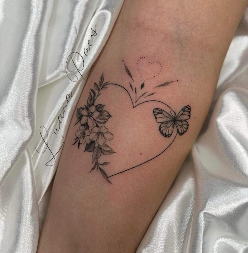 tatuagem feminina coração delicada