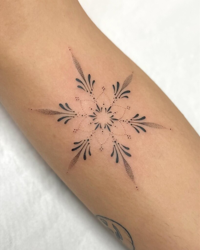 tatuagem feminina mandala